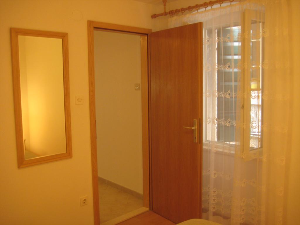 Gala Apartments Komiza Exterior photo
